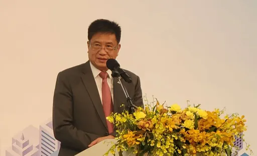 企業領袖給出龍年代表字 彭双浪「振」、卓文恒「智」