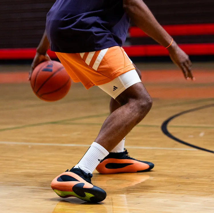 Harden Vol 8擁有吸睛前衛外型。品牌提供