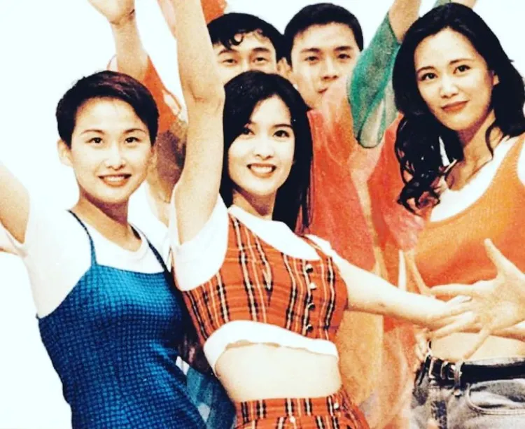 湯寶如（左起）、周慧敏、王馨平曾是寶麗金同門，交情深厚。翻攝karen_tongpoyu IG