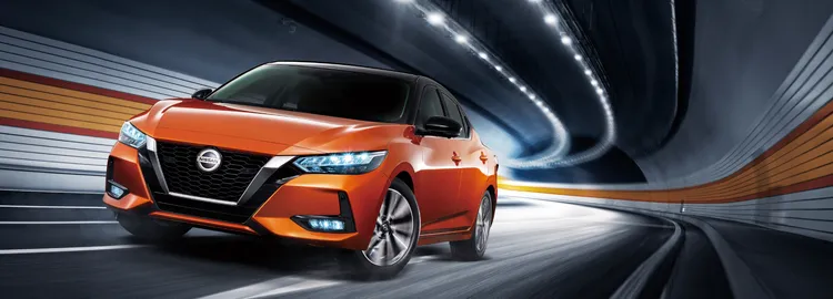 Nissan Sentra推出限時「尊爵禮遇」，入主旗艦版車款即免費升級尊爵版、購買尊爵版車款則免費升級尊爵智駕版，再享2.5萬元配件金。業者提供