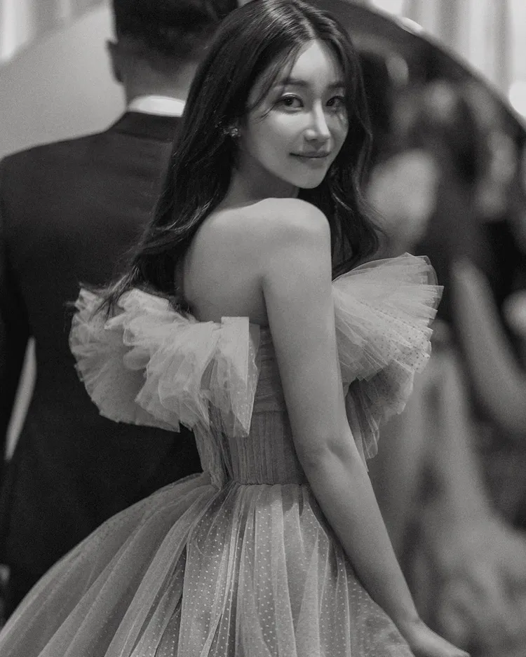 酉奈放閃姜正勳讓她重新振作起來。翻攝酉奈IG