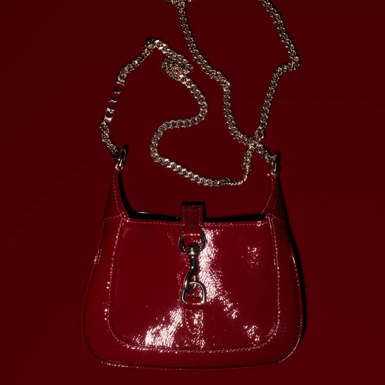 GUCCI Jackie Notte鍊帶包，11萬7300元。品牌提供