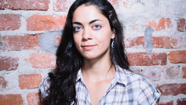 接受馬斯克精子的正妹下屬莉莉絲是美國名校耶魯大學的高材生。翻攝ShivonZilis.com
