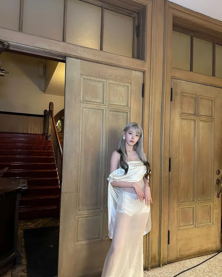 翻攝自宮脇咲良IG