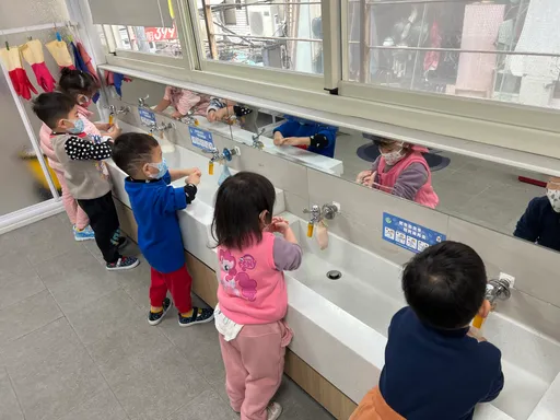 腸病毒孩童就診人次「開學後」增加 桃衛生局:生病不上學並留意重症前兆