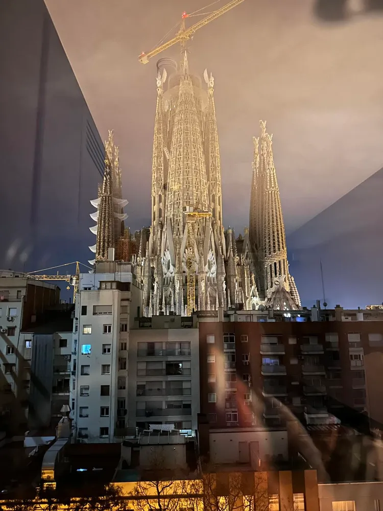 律師李怡貞分享去西班牙旅遊住宿的經驗。取自李怡貞臉書