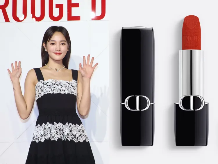 王淨推薦Dior藍星唇膏#777幸運橘紅，1600元。左圖攝影中心攝、右圖品牌提供
