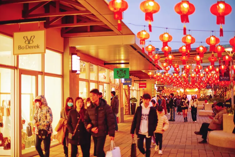 華泰新春折扣低至2折起。業者提供