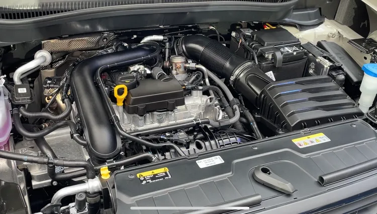 Volkswagen小改款T-Cross動力搭載1.0升直列三汽缸汽油渦輪增壓引擎，和七速DSG雙離合器自手排變速箱，造就最大馬力115匹、最大扭力20.4kgm。林浩昇攝