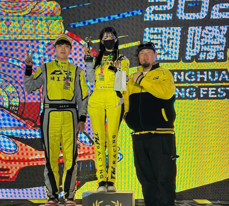 翻攝《si_hyun_car》IG