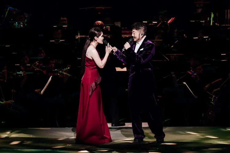 小蟲驚喜現身與周蕙合鳴。衛武營國家藝術文化中心提供