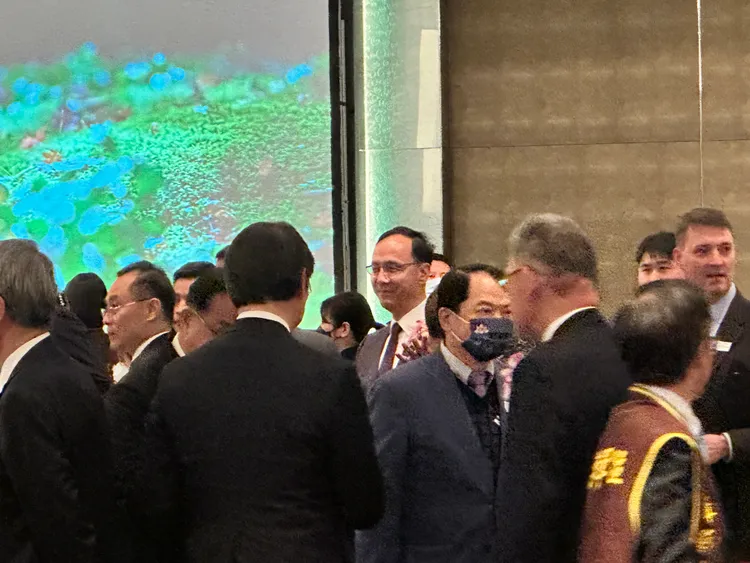 朱立倫出席日本天皇華誕慶祝酒會。潘袁詩羽攝