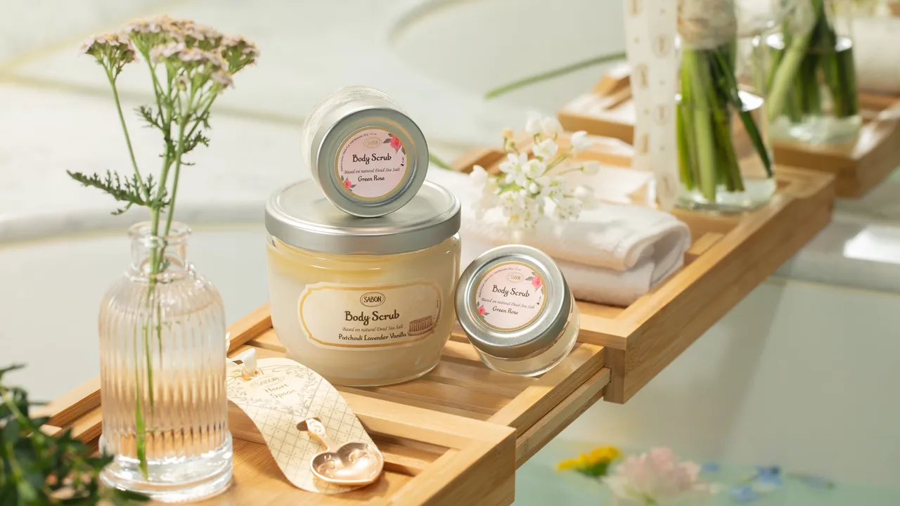 SABON限時推出以招牌身體磨砂膏為主角的蜜桃磨法1+2組，並將5種使用「磨法」大公開。品牌提供