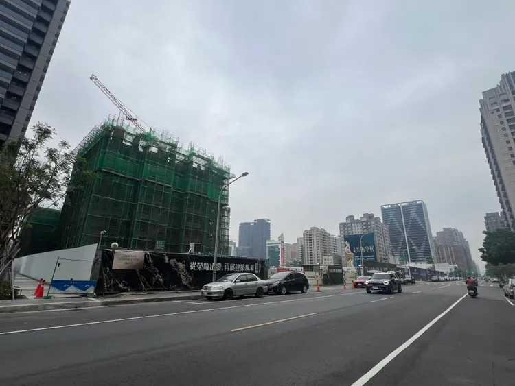 美術館北段位於美術東四路，目前興建中單案總銷估計超過115億元。葉家銘攝