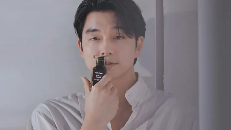 孔劉在廣告中眼神相當勾人。翻攝影片