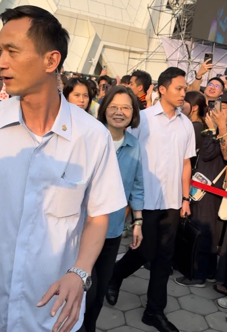 蔡英文走進會場。林丞偉攝