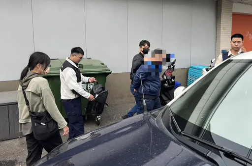 無業老伯口袋好深!遭詐480萬再怒領520萬「報復」 2車手被騙落網