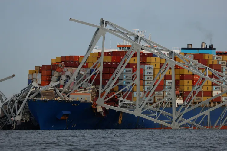 美國巴爾的摩市凱伊橋，26日凌晨遭貨輪DALI號撞斷。路透社