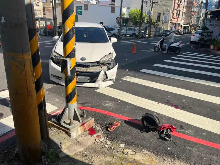 車禍現場。新竹縣消防局提供