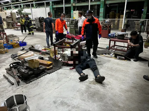 知名鋁合金公司驚傳重大工安 爆胎猛噴鋁圈砸爆頭!釀1死1傷悲劇