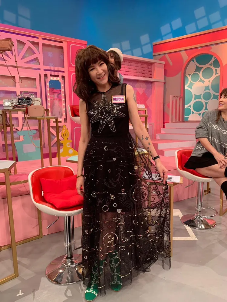 陸元琪上節目不遮刺青。