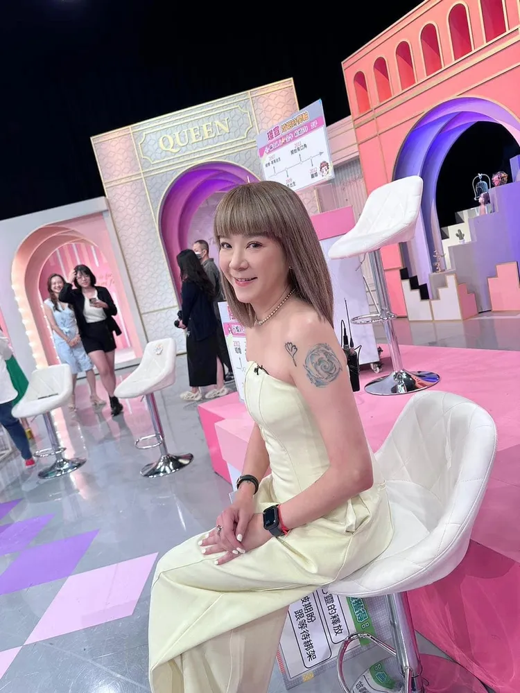 陸元琪身上有不少刺青。翻攝陸元琪臉書