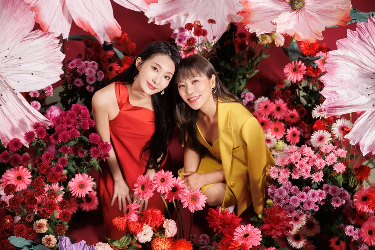 MV現場繁花綻放。相信音樂提供