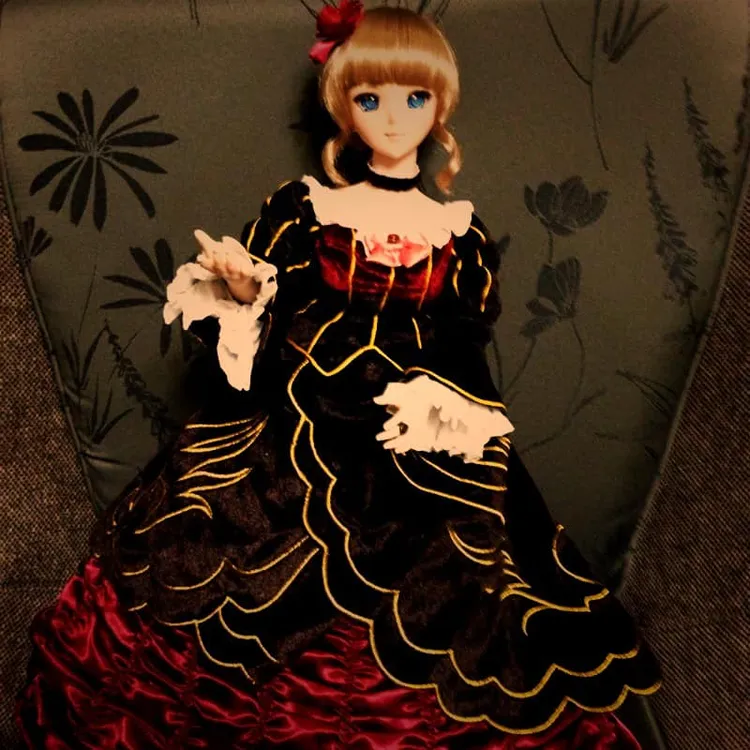 還有網友回憶當年「當年追這只6-7萬日拍買下去，至今不後悔」。翻攝《路上觀察學院》社團