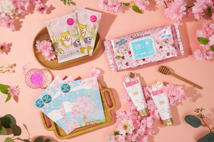 以充滿櫻花香氣的植萃商品，準備一場櫻花式洗禮。業者提供