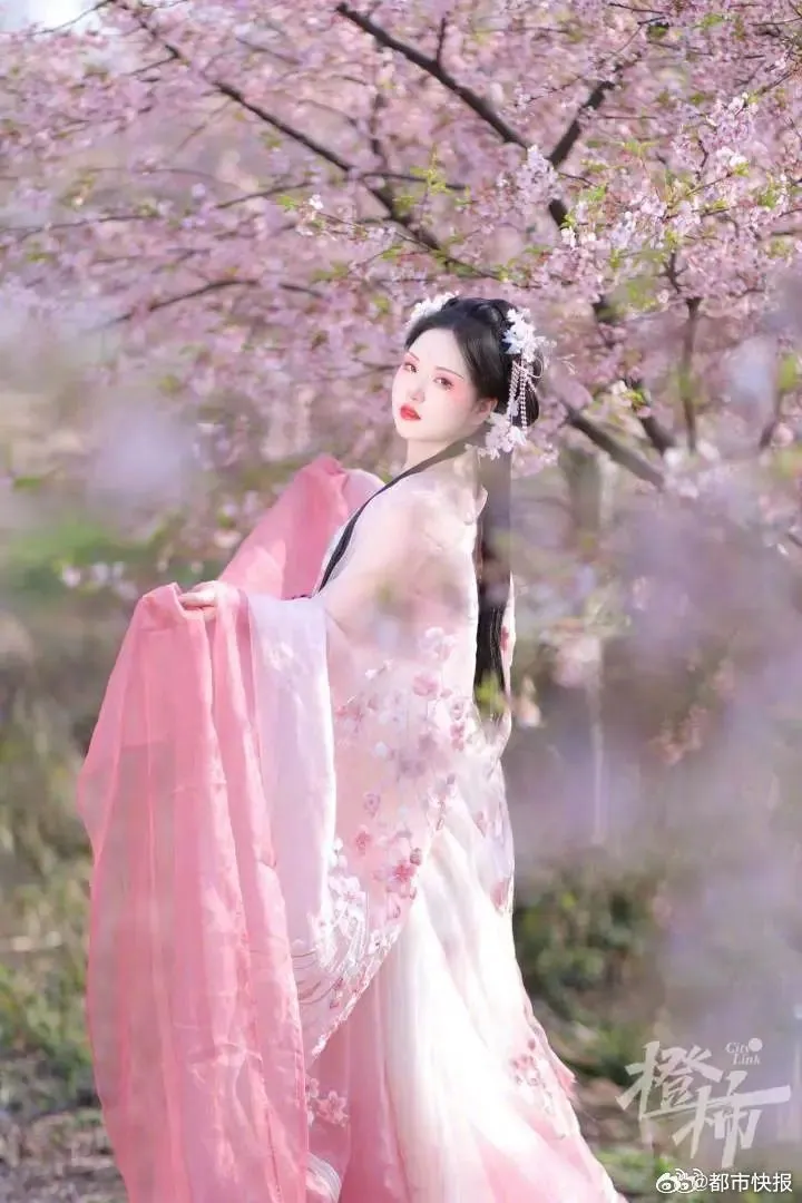 翻攝微博@都市快報