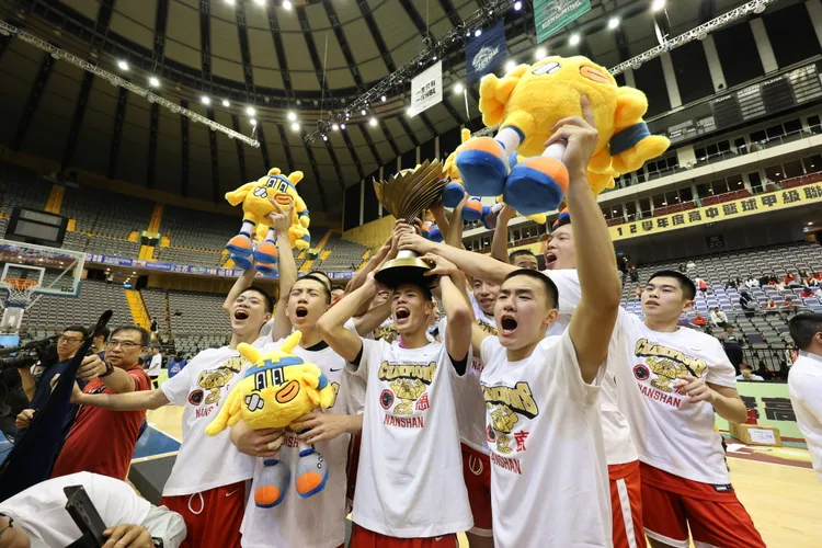 南山高中奪下第8冠。名衍行銷