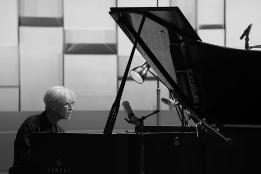 坂本龍一生前最後音樂會!親自挑選20首歌曲告別