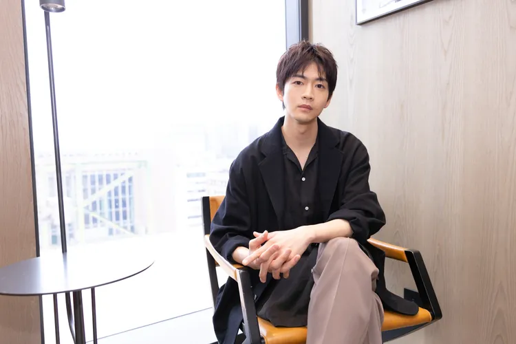 松下洸平回想自己19、29歲的心境。COME ON JKSSP提供