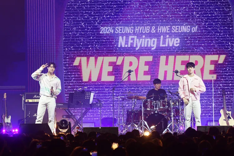 柳會勝（右）表示每次來台灣回到飯店都還是會聽到歡呼聲。讀者提供