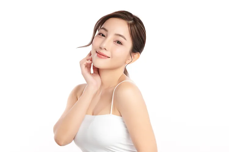 號稱醫美界最頂的臉部拉提術「美國音波 Ulthera®」，讓200萬人與明星們為之瘋狂，背後竟然隱藏著不為人知的研發秘密？