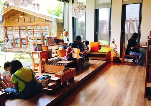 書店訪視員蔡志浩「只借書不買書」遭炎上 文化部:即刻停止職務