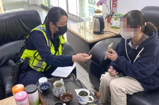 超商試吃員正夯!妙齡女應徵卻險噴7萬元 警曝詐騙手法