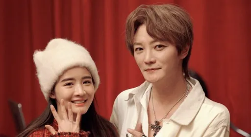 阿沁妻涉毒後暴瘦5公斤送急診 達厭食症極重度「立即住院」