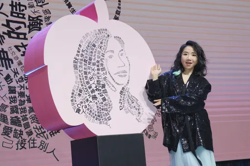 陶晶瑩兒子赴新加坡讀書 驚嚇美國高價學費