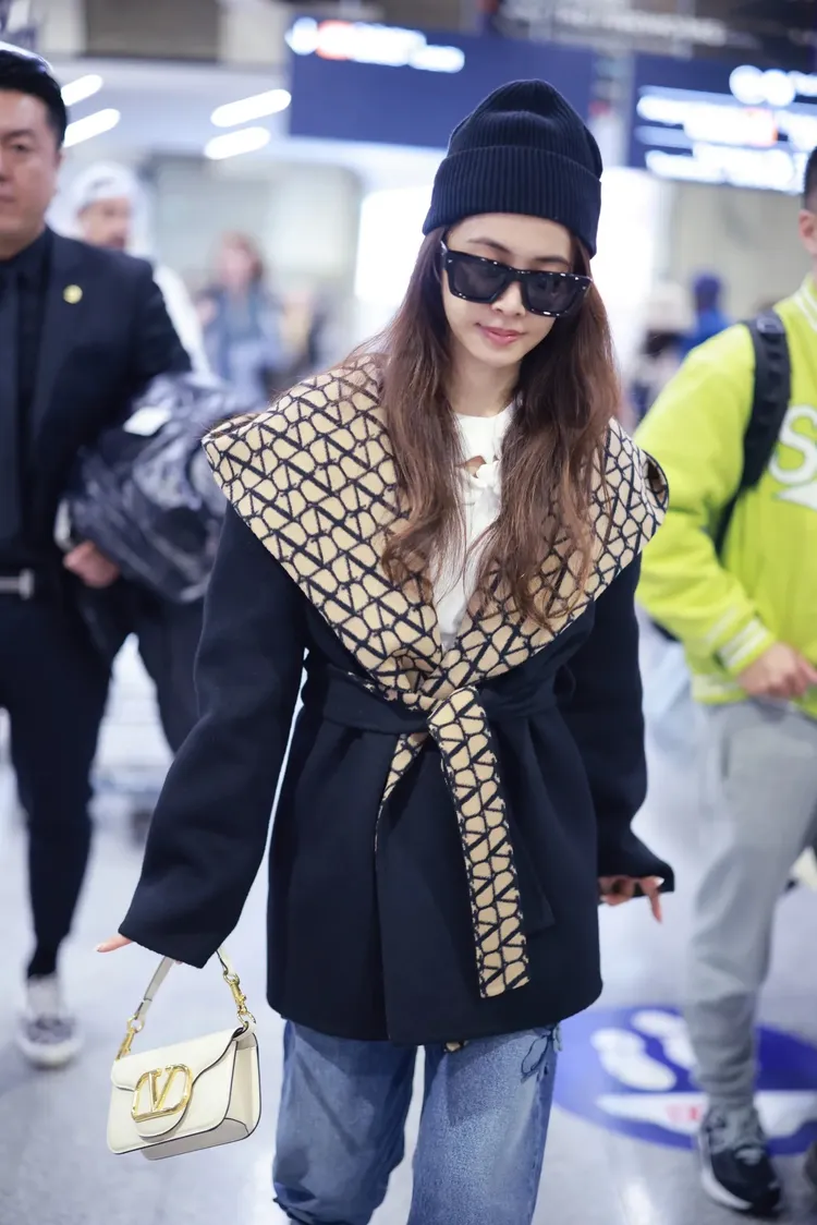 蔡依林的雕花上衣便是運用Altorilievo工藝。品牌提供