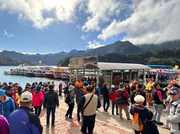 石門水庫媽祖遶境活動，往年均吸引大批民眾參與。資料照片