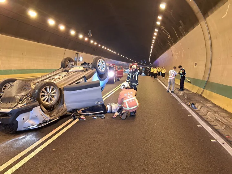 警消到場救援。翻攝畫面