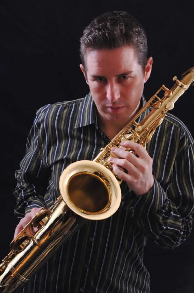 廣瀨惠的小王沃爾夫是知名薩克斯風手，跟日本眾多知名歌手及樂團合作過。