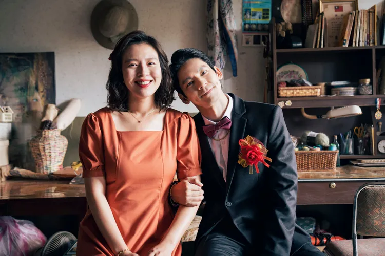 林柏宏（右）護姐心切中傷劉品言（左）。伯樂影業提供