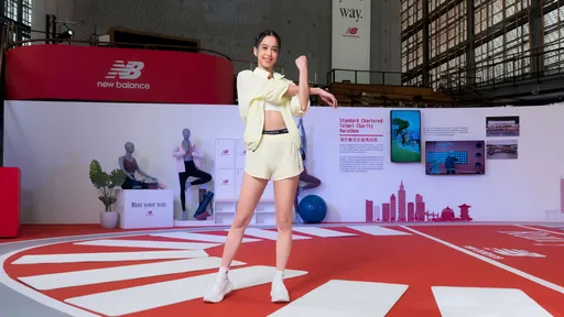 陳庭妮白色情人節也不忘運動　踩超彈跑鞋搶先挑戰NB全能運動場