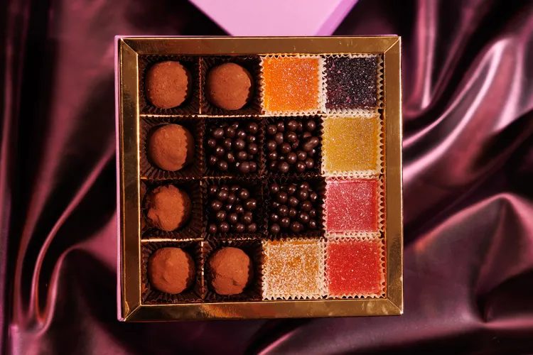 松露巧克力及軟糖綜合禮盒。Q sweet提供