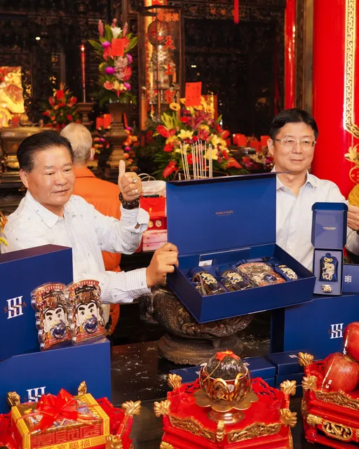 超搶手「龍」行十年紀念龍寶寶禮盒，六十年一遇的預購登記機會！