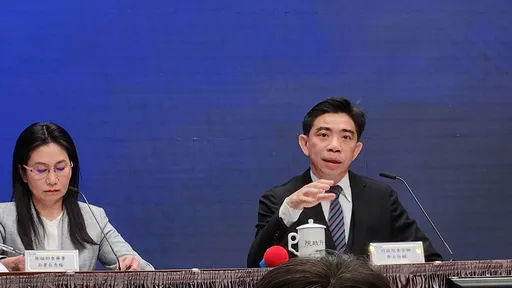 陳建仁都搖頭!指咖啡、茶和蘇丹紅同類 食安辦道歉了