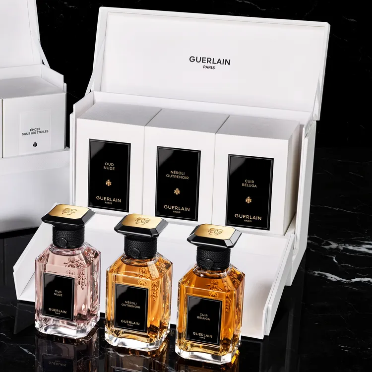 開幕首月達指定購買條件贈送的專屬高訂禮盒。品牌提供