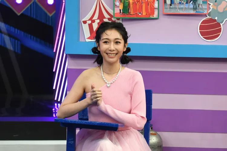 Albee臨危受命，回鍋代班主持《天才衝衝衝》。華視提供